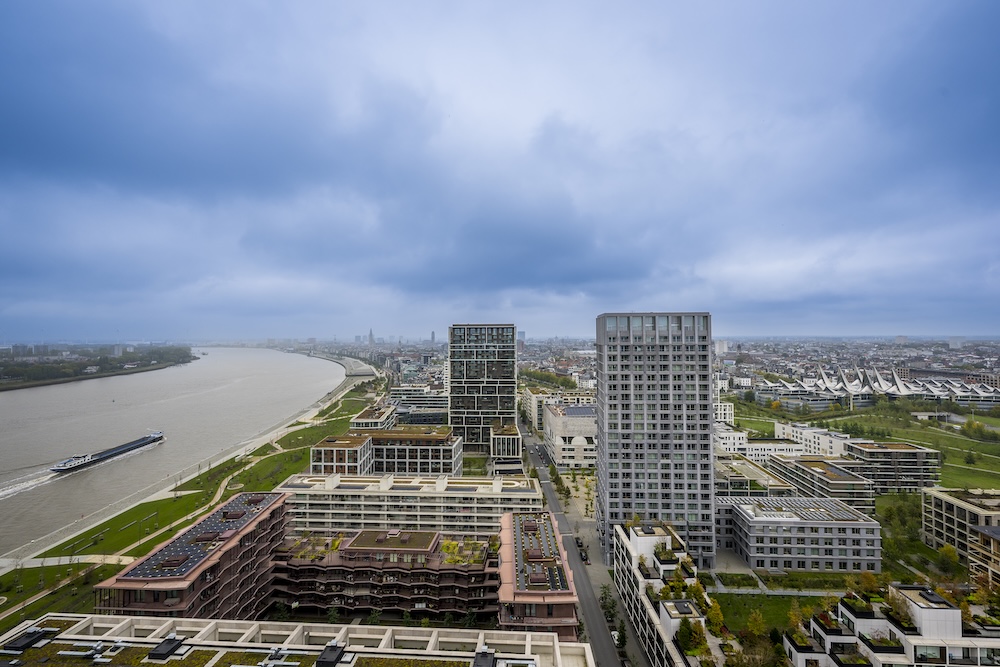 Luchtbeeld van duurzame wijk Nieuw Zuid in Antwerpen